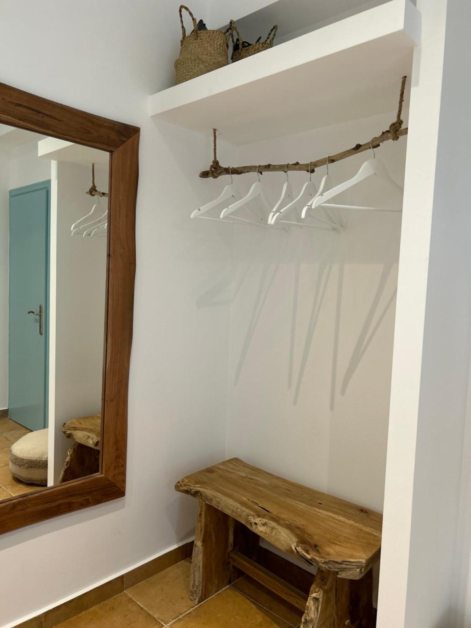Calliopes By The Sea Boutique Suites Paralia Dionysiou Esterno foto