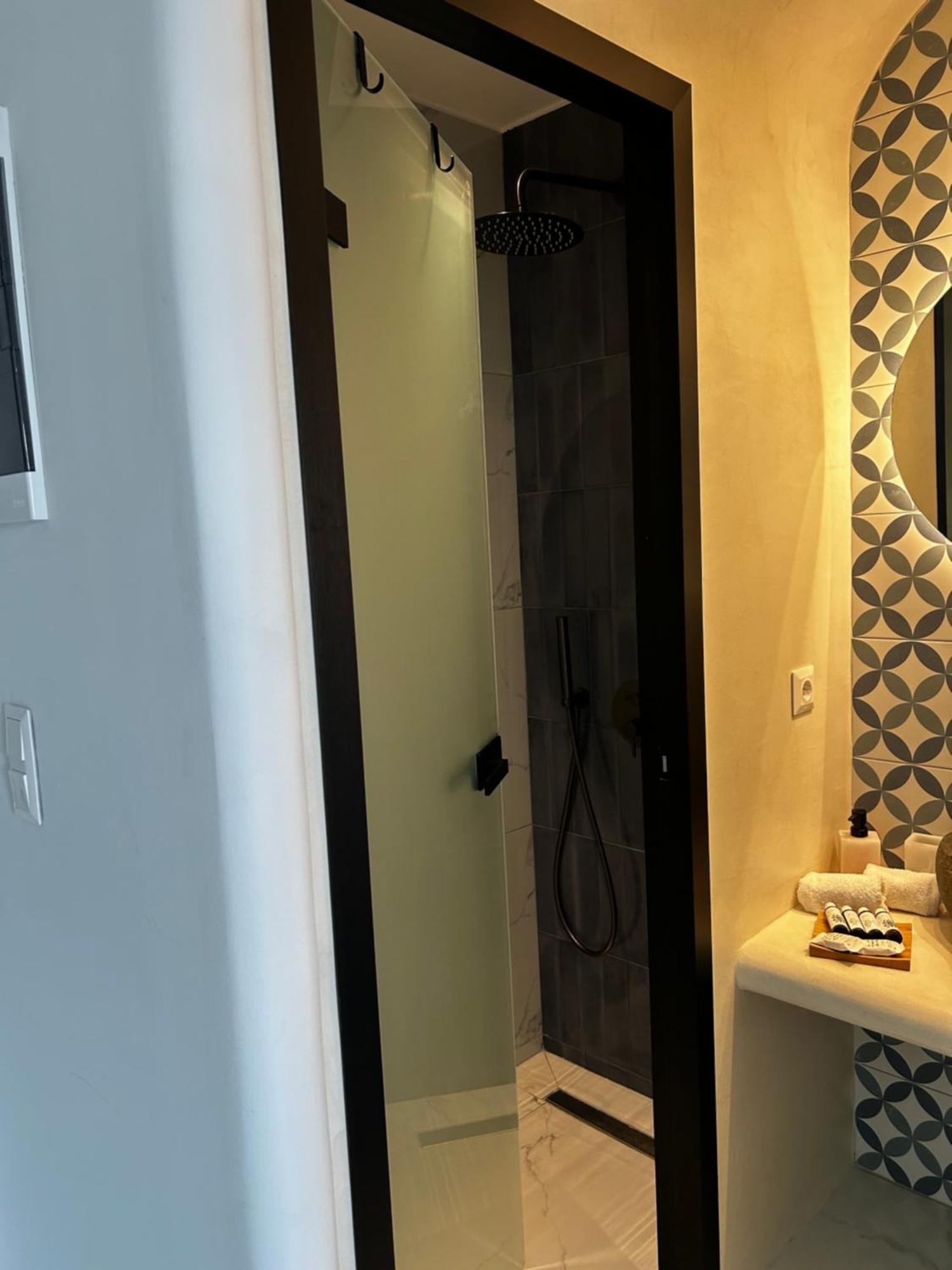 Calliopes By The Sea Boutique Suites Paralia Dionysiou Esterno foto