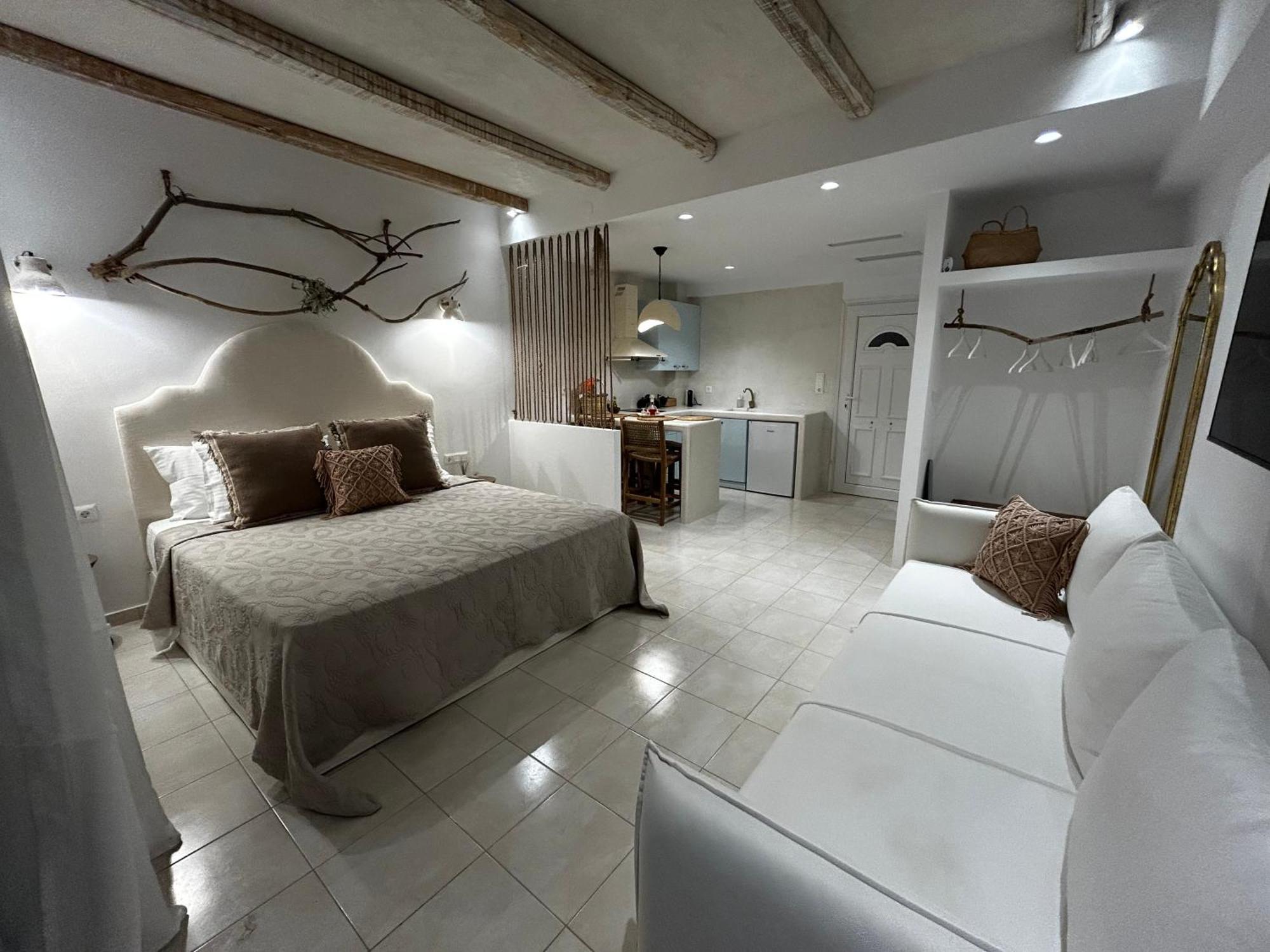 Calliopes By The Sea Boutique Suites Paralia Dionysiou Esterno foto